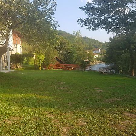 יאיצי Vinac Guest House מראה חיצוני תמונה