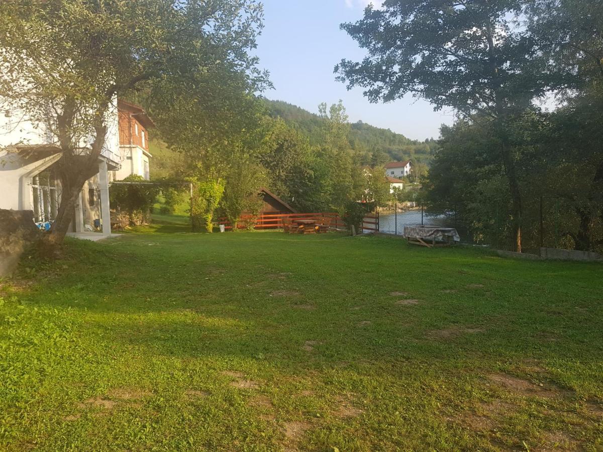 יאיצי Vinac Guest House מראה חיצוני תמונה