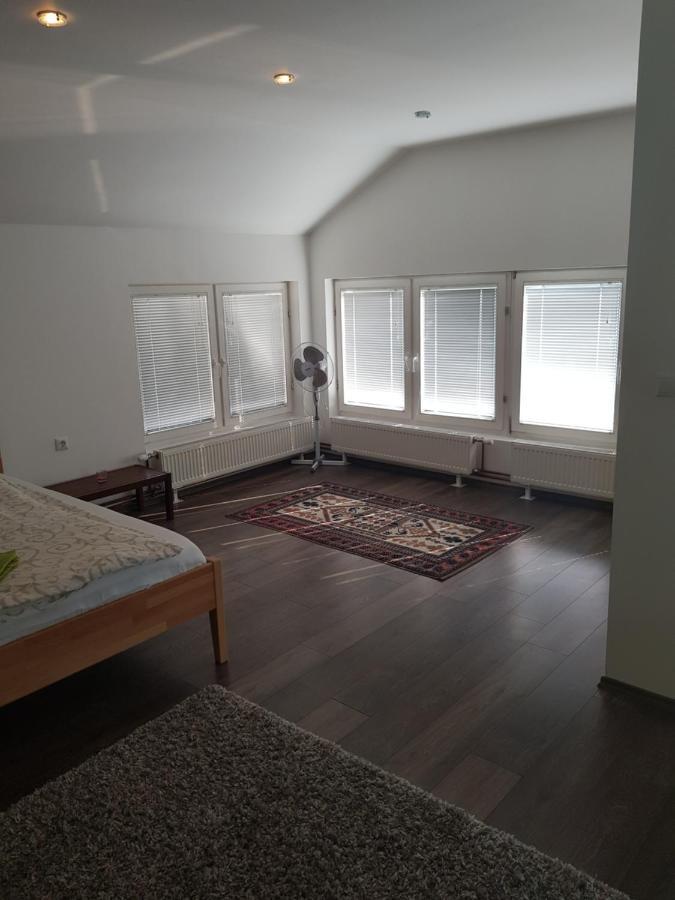 יאיצי Vinac Guest House מראה חיצוני תמונה