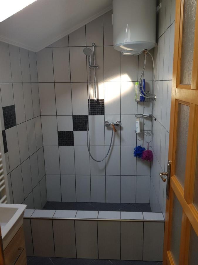 יאיצי Vinac Guest House מראה חיצוני תמונה